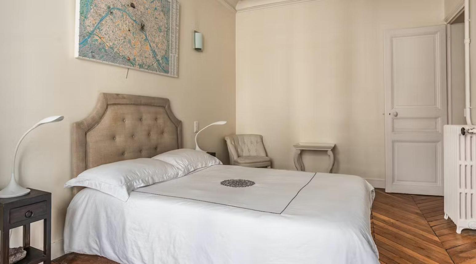Apartment Saint-germain 3-bedroom Pres Les Jardins Paris
